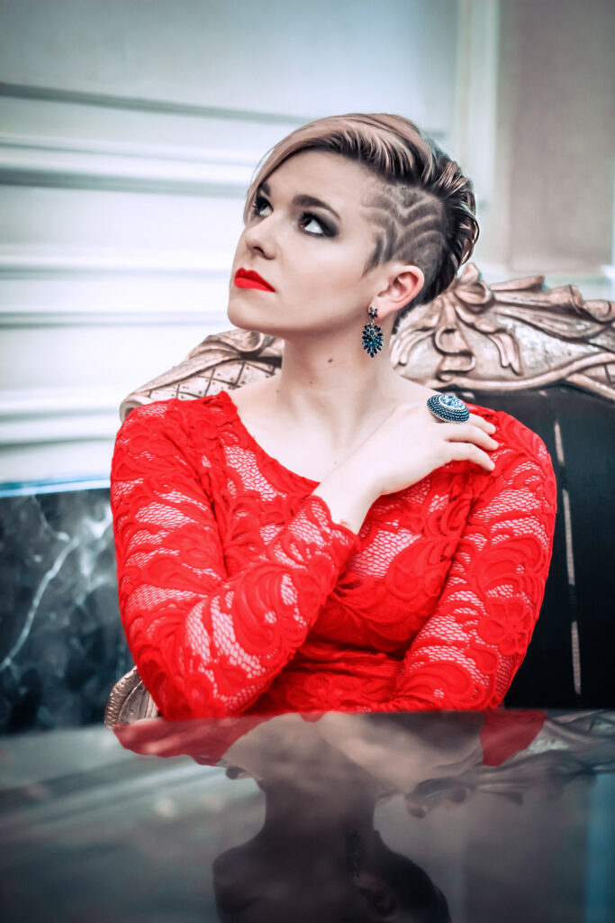 Женская-стрижка-мелирование-на-шапочке-Настя-Пожилова-37