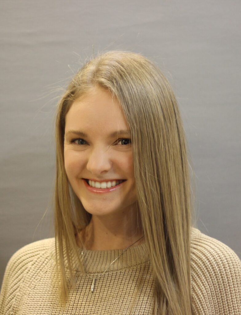 женская-стрижка-на-длинные-волосы-4